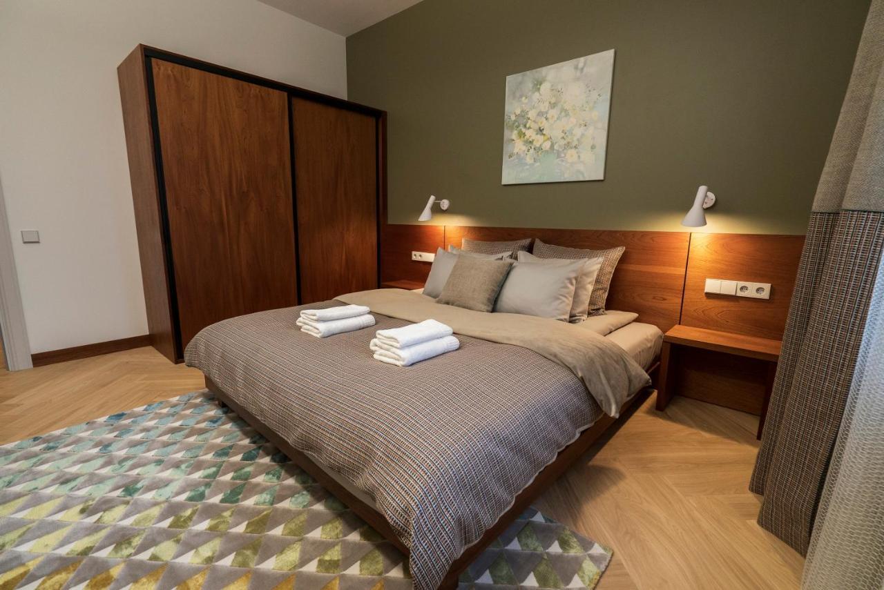 Roze Brivzemnieka Apartments Лиепая Экстерьер фото