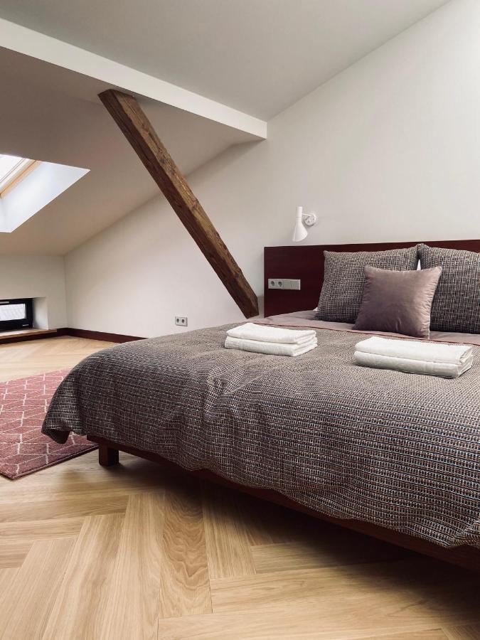 Roze Brivzemnieka Apartments Лиепая Экстерьер фото