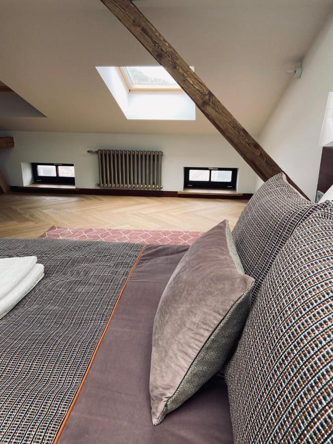 Roze Brivzemnieka Apartments Лиепая Экстерьер фото