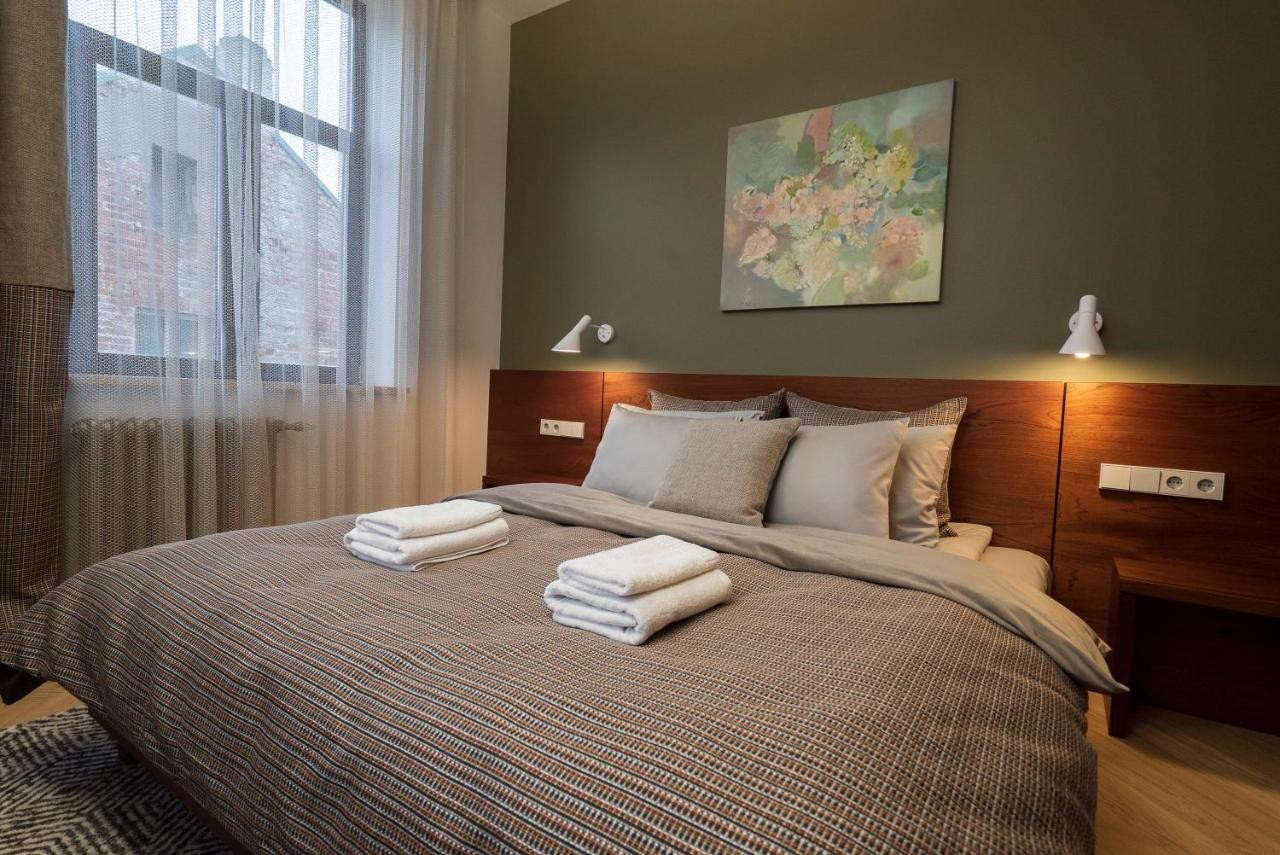 Roze Brivzemnieka Apartments Лиепая Экстерьер фото