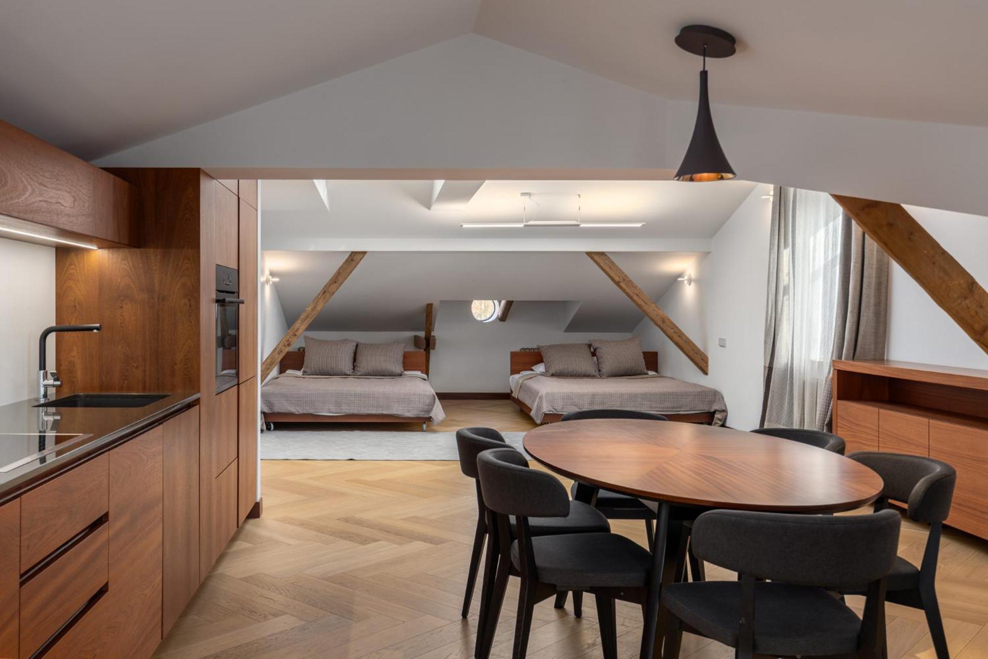 Roze Brivzemnieka Apartments Лиепая Экстерьер фото