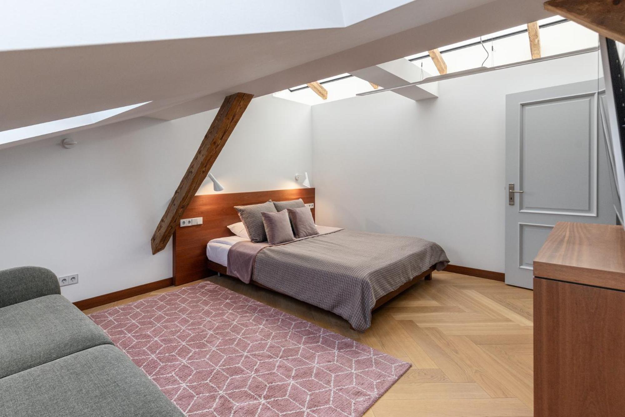 Roze Brivzemnieka Apartments Лиепая Экстерьер фото